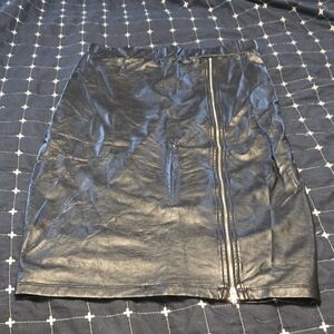 Shinestar Black Leather Pencil Skirt with Zipper
